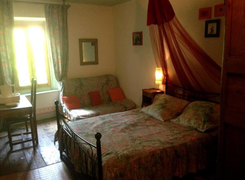Gite Du Grand Taichou Luzenac Extérieur photo